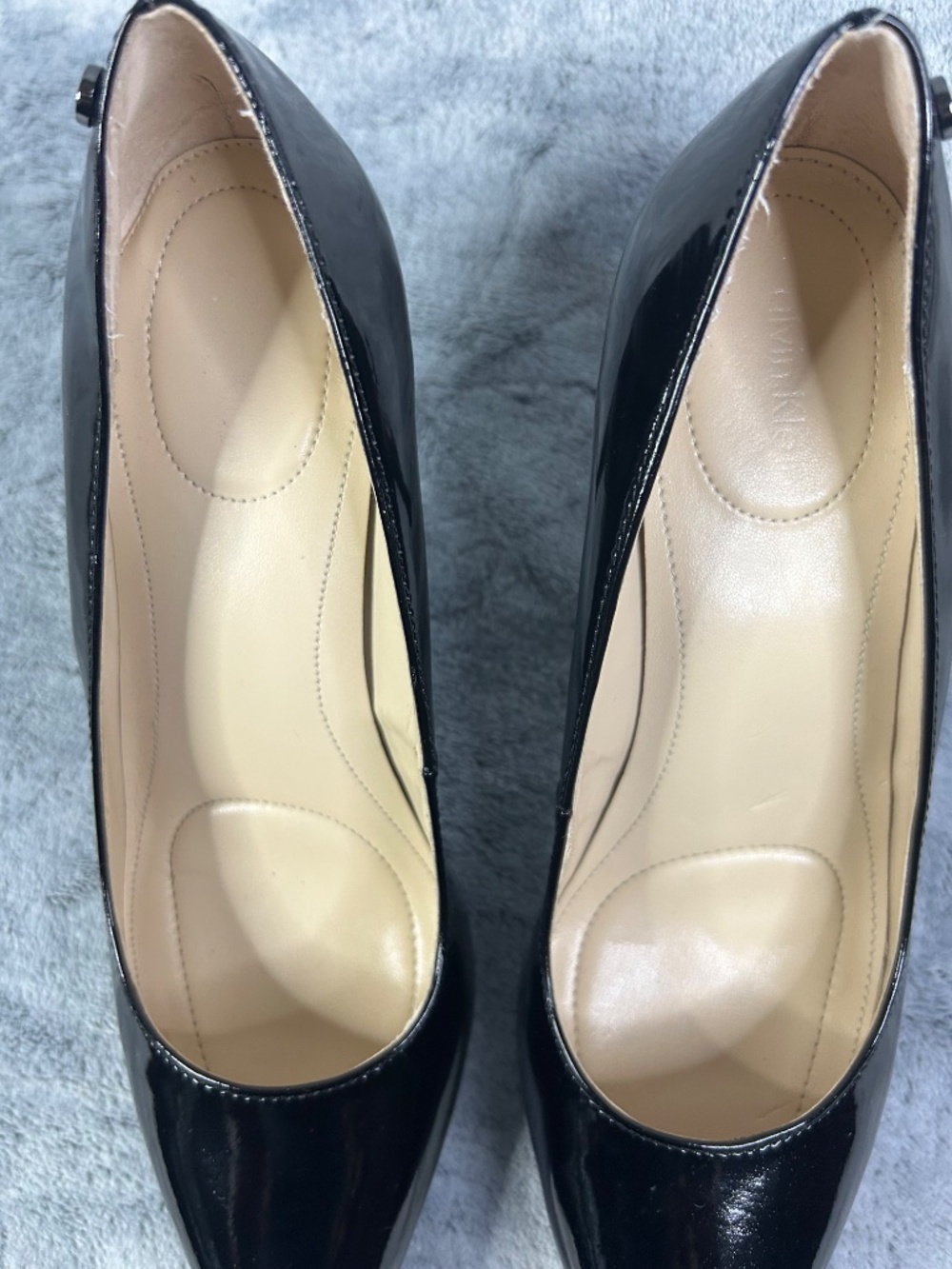 Calvin Klein Gayle Pointed-Toe Dress Pump  6 1/2 in black patent leather. - Picture 6 of 8